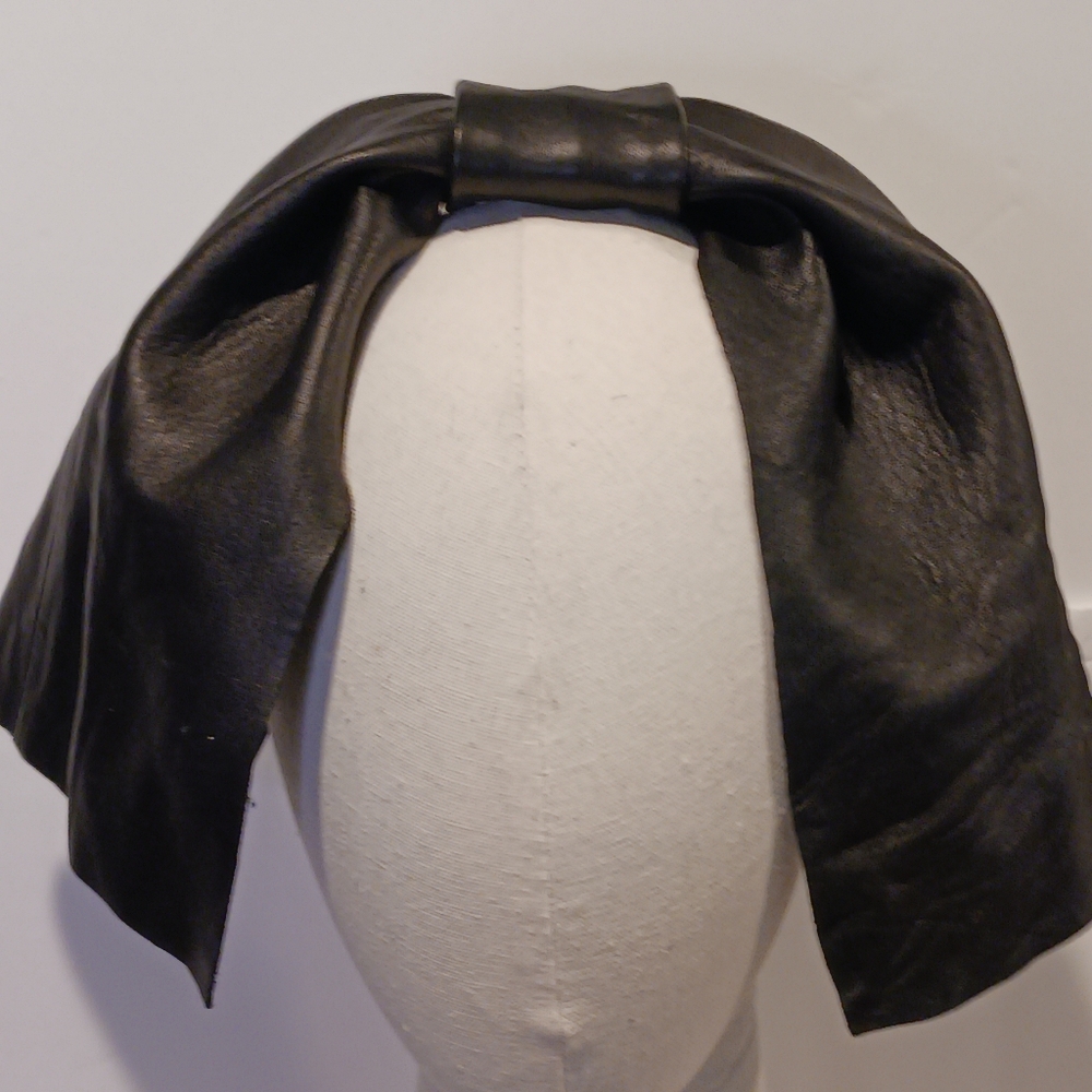 Elegant Black Leather Headband Hairclip